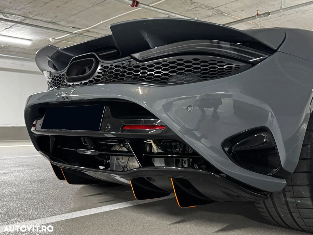 McLaren 750S Spider - 13