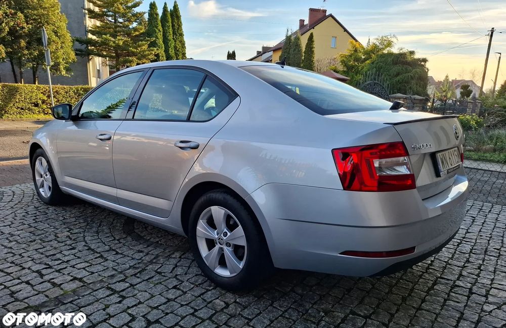 Skoda Octavia 1.5 TSI ACT Ambition - 4