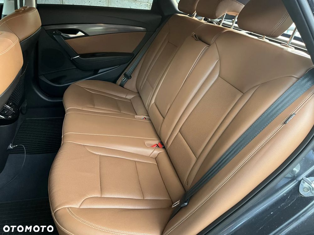 Hyundai i40 2.0 GDI Premium - 18