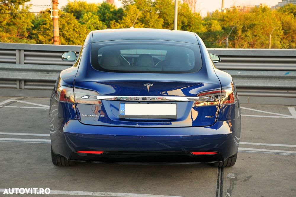 Tesla Model S Standard - 33