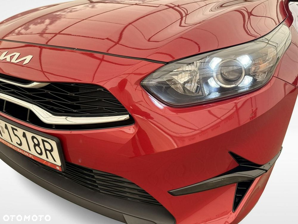Kia Ceed - 29