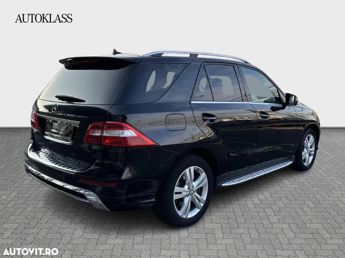 Mercedes-Benz ML 350 BlueTec 4MATIC Aut - 5