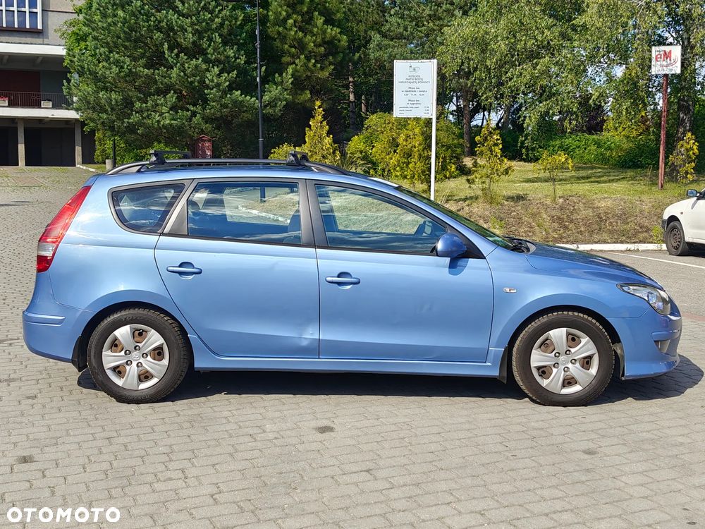 Hyundai i30 1.6 CRDi Classic + - 2
