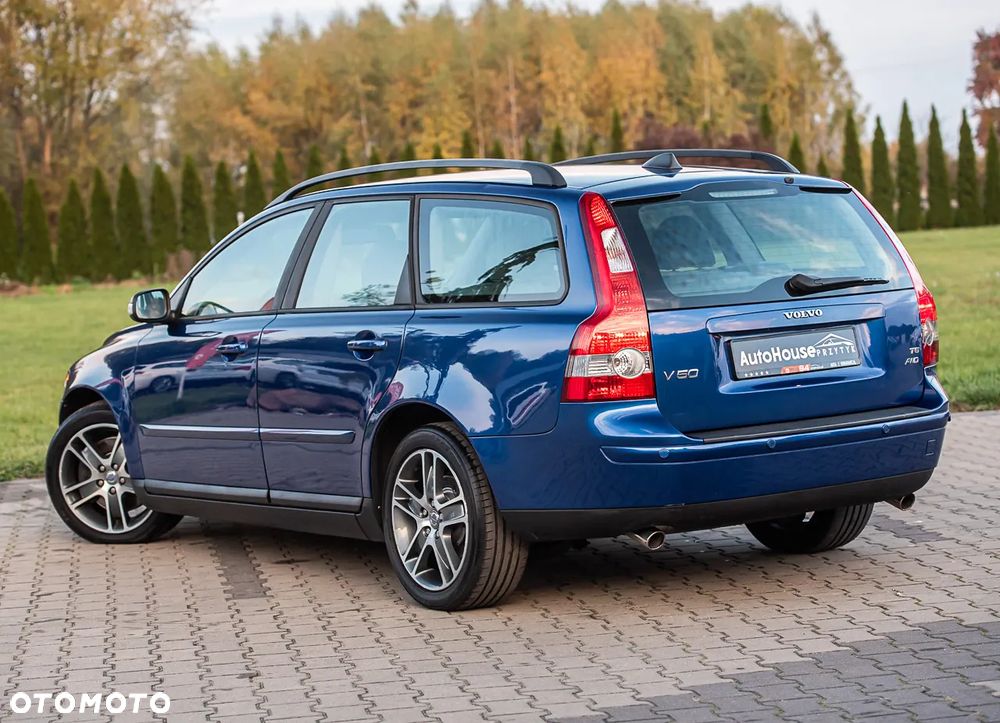 Volvo V50 T5 AWD Sport - 8