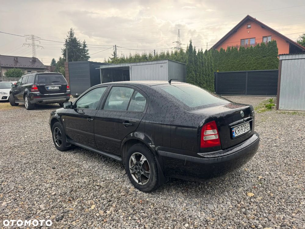 Skoda Octavia 1.6 Tour Business - 4