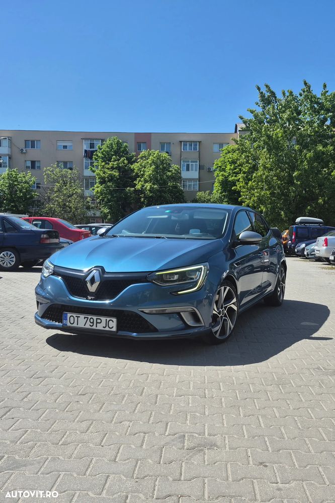 Renault Megane ENERGY dCi EDC GT - 2