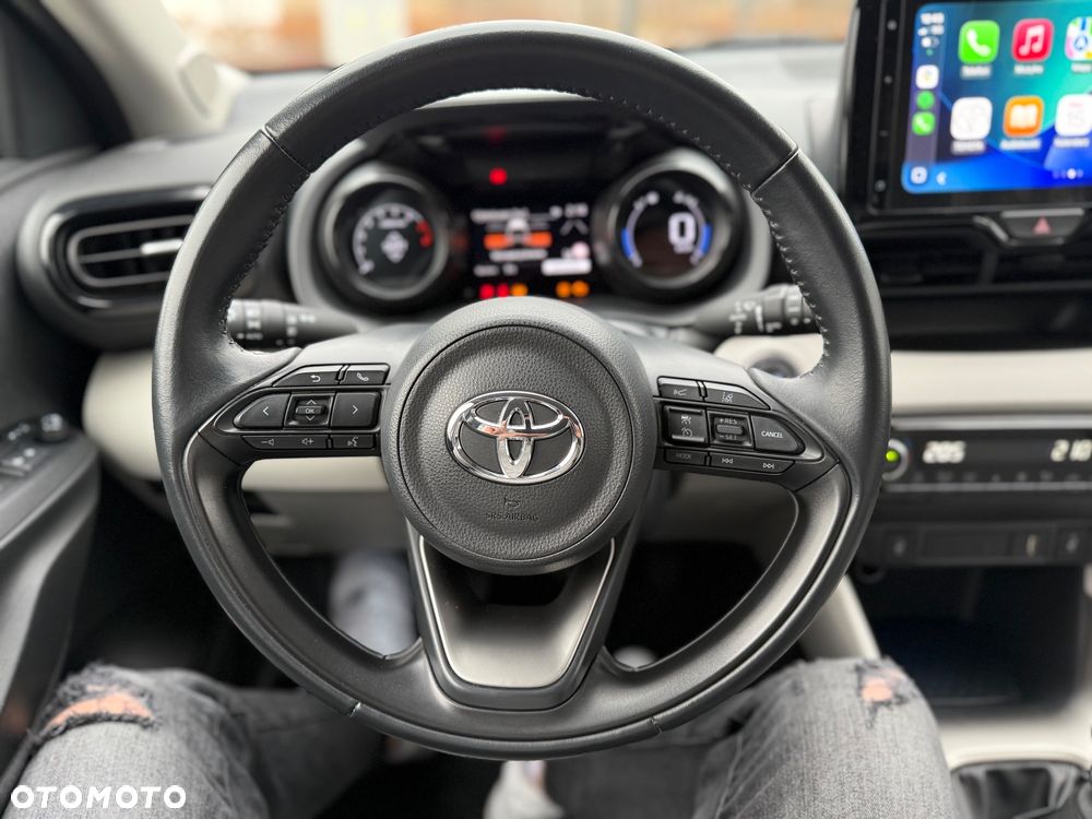 Toyota Yaris 1.5 Style - 19