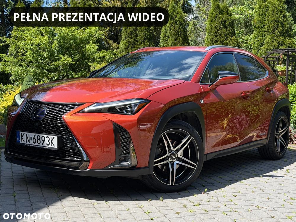 Lexus UX 250h GPF F Sport AWD - 2