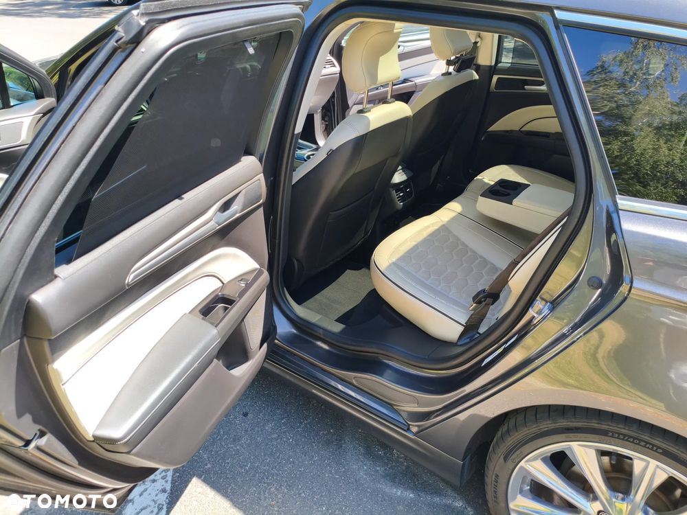 Ford Mondeo Vignale 2.0 TDCi Bi-Turbo PowerShift - 27