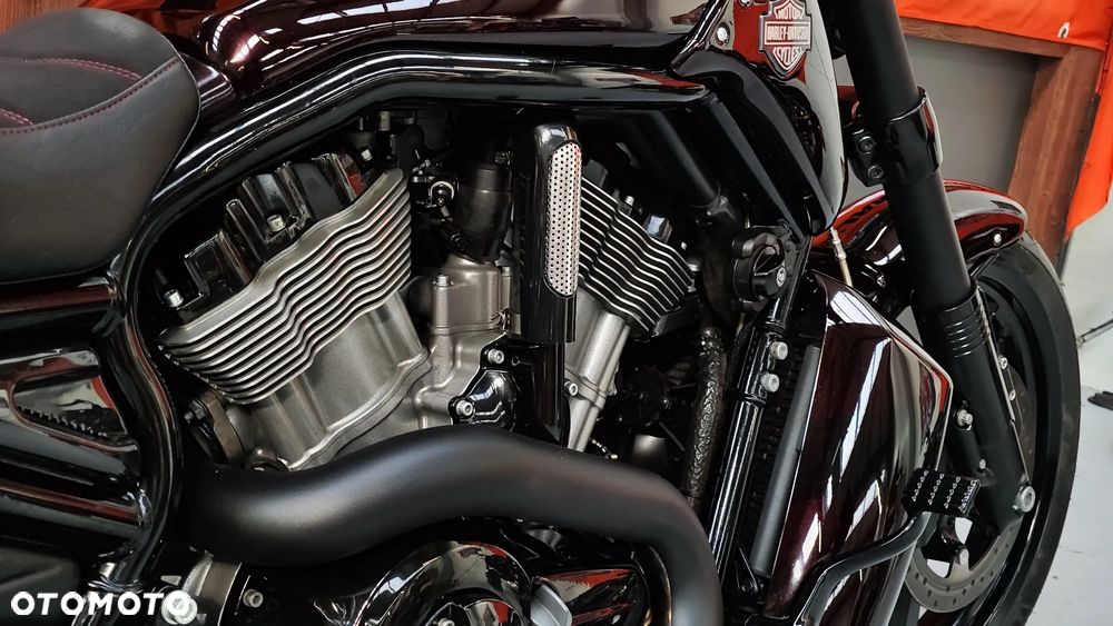 Harley-Davidson V-Rod Muscle - 17