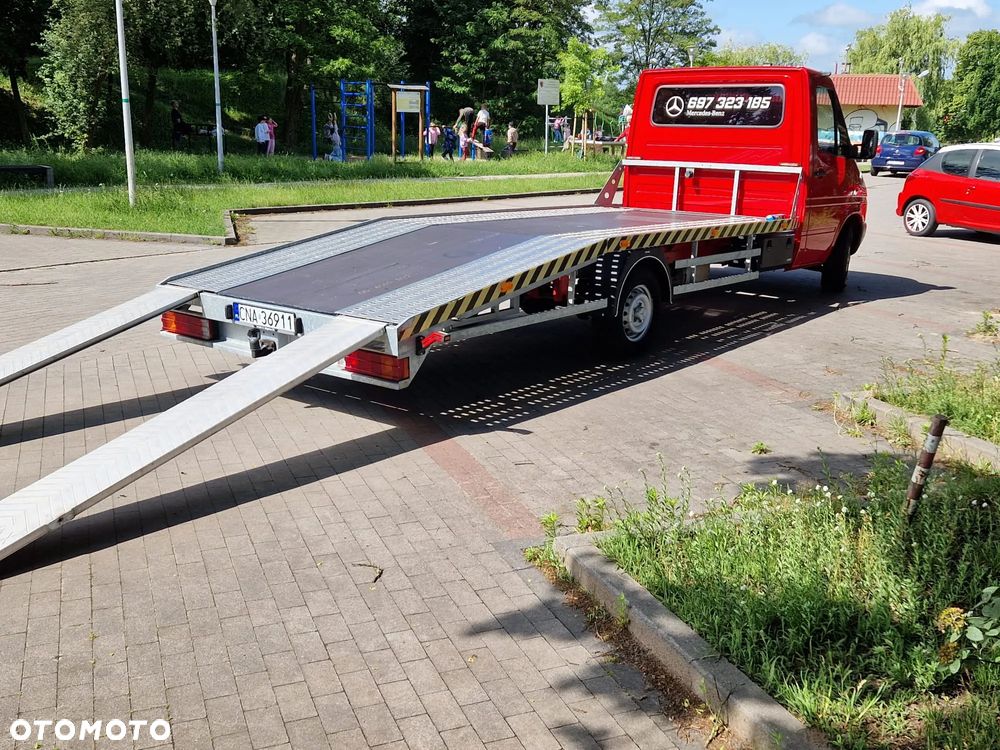 Mercedes-Benz Sprinter - 5