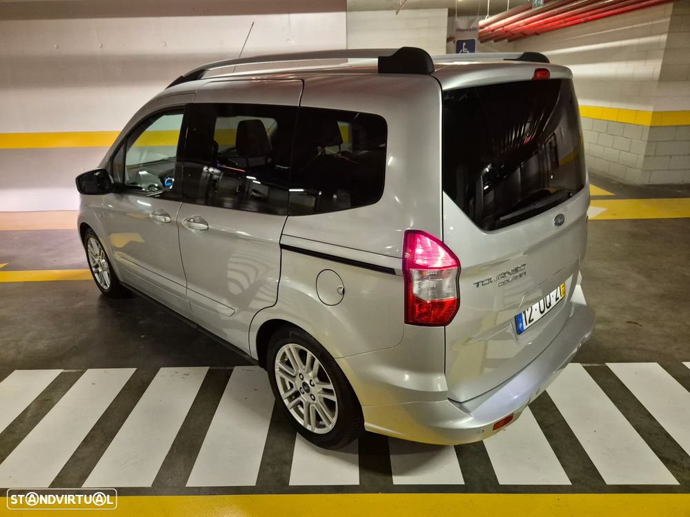 Ford Tourneo Courier 1.0 EcoBoost Titanium - 15