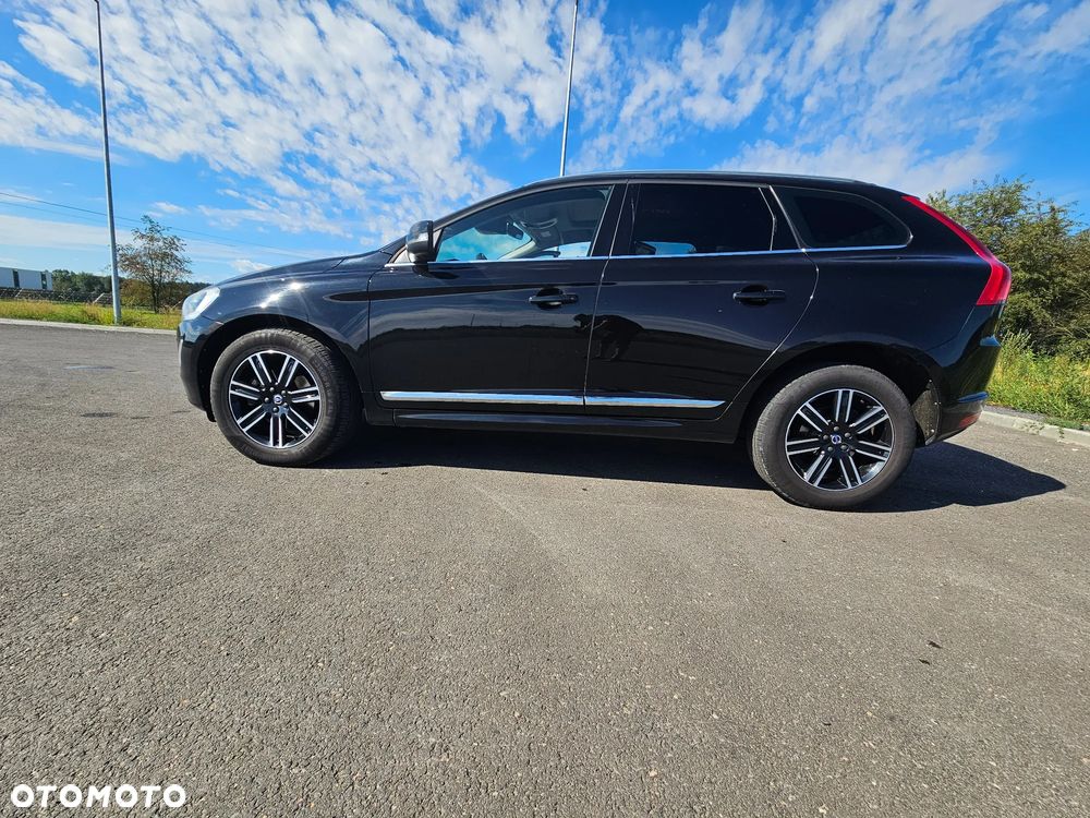 Volvo XC 60 D4 AWD Summum - 4