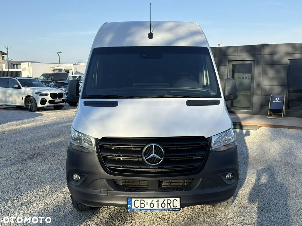 Mercedes-Benz Sprinter - 8