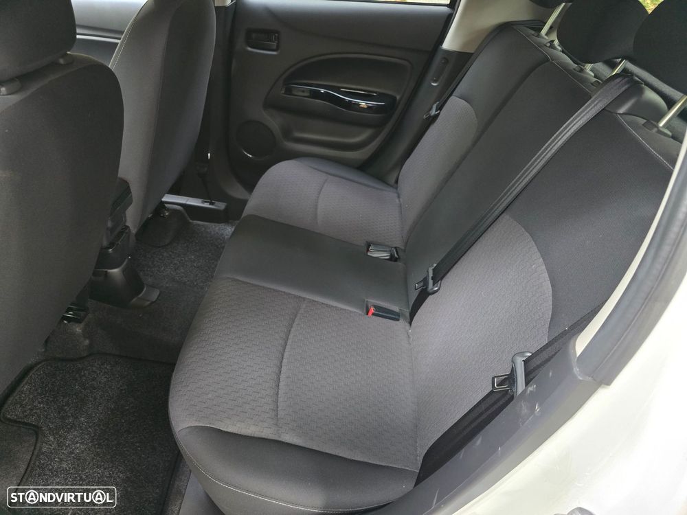 Mitsubishi Space Star 1.2 Intense - 24