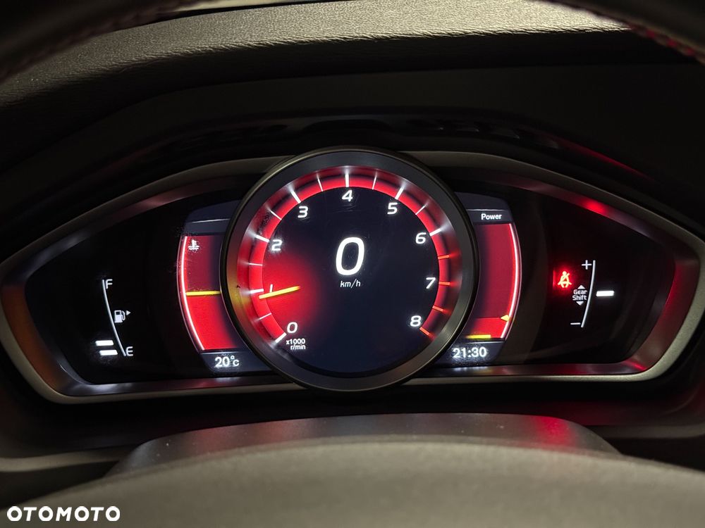 Volvo V40 T2 RDesign - 19