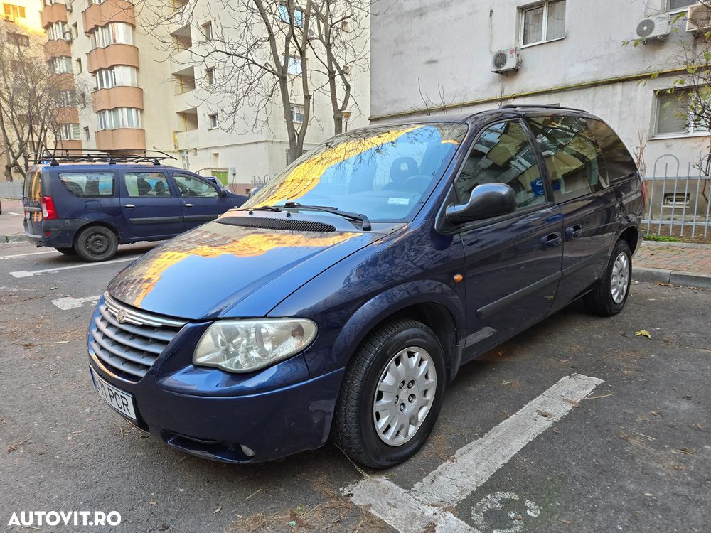 Chrysler Voyager 2.8L TD LX aut - 6