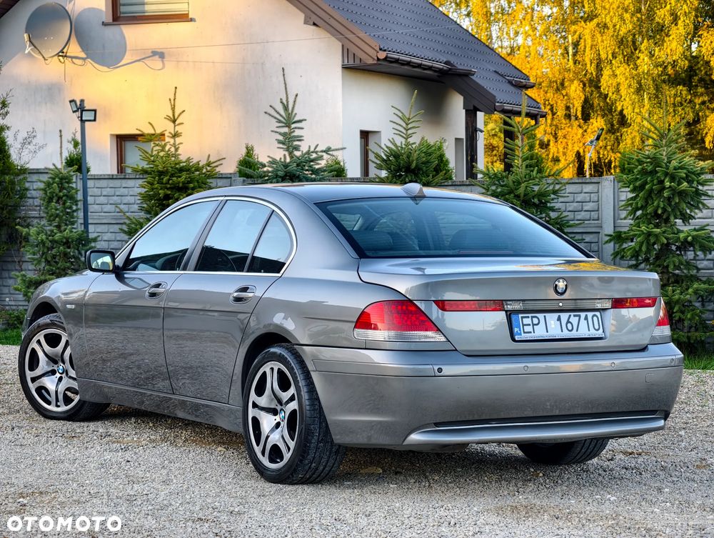 BMW Seria 7 730d - 30
