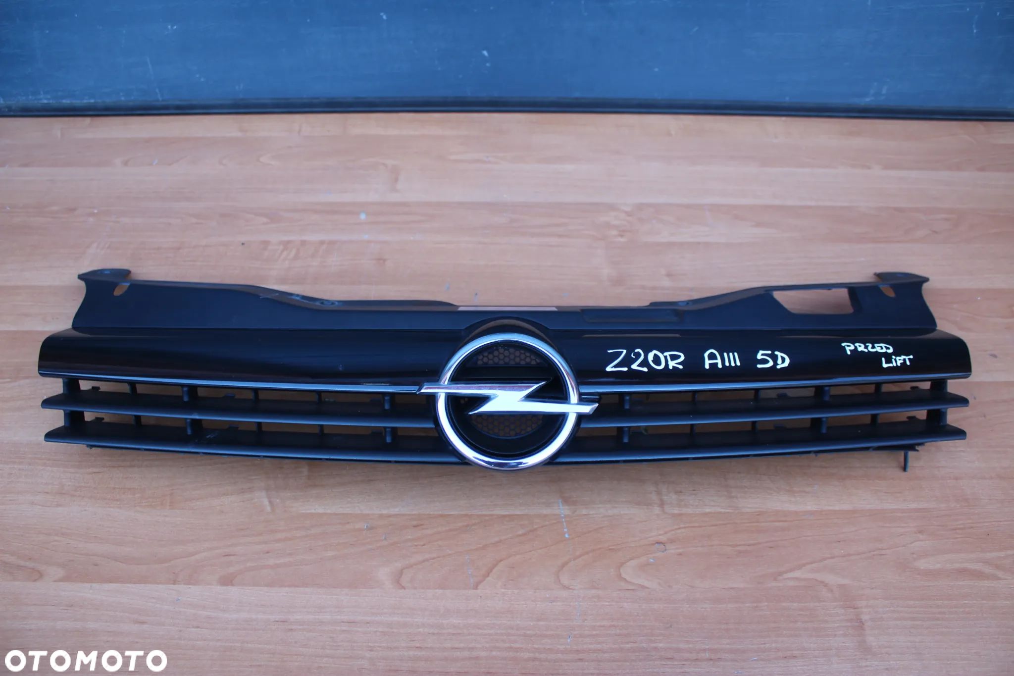 ATRAPA GRILL OPEL ASTRA H Z20R 5D DRZWI PRZED LIFTEM  EUROPA - 1