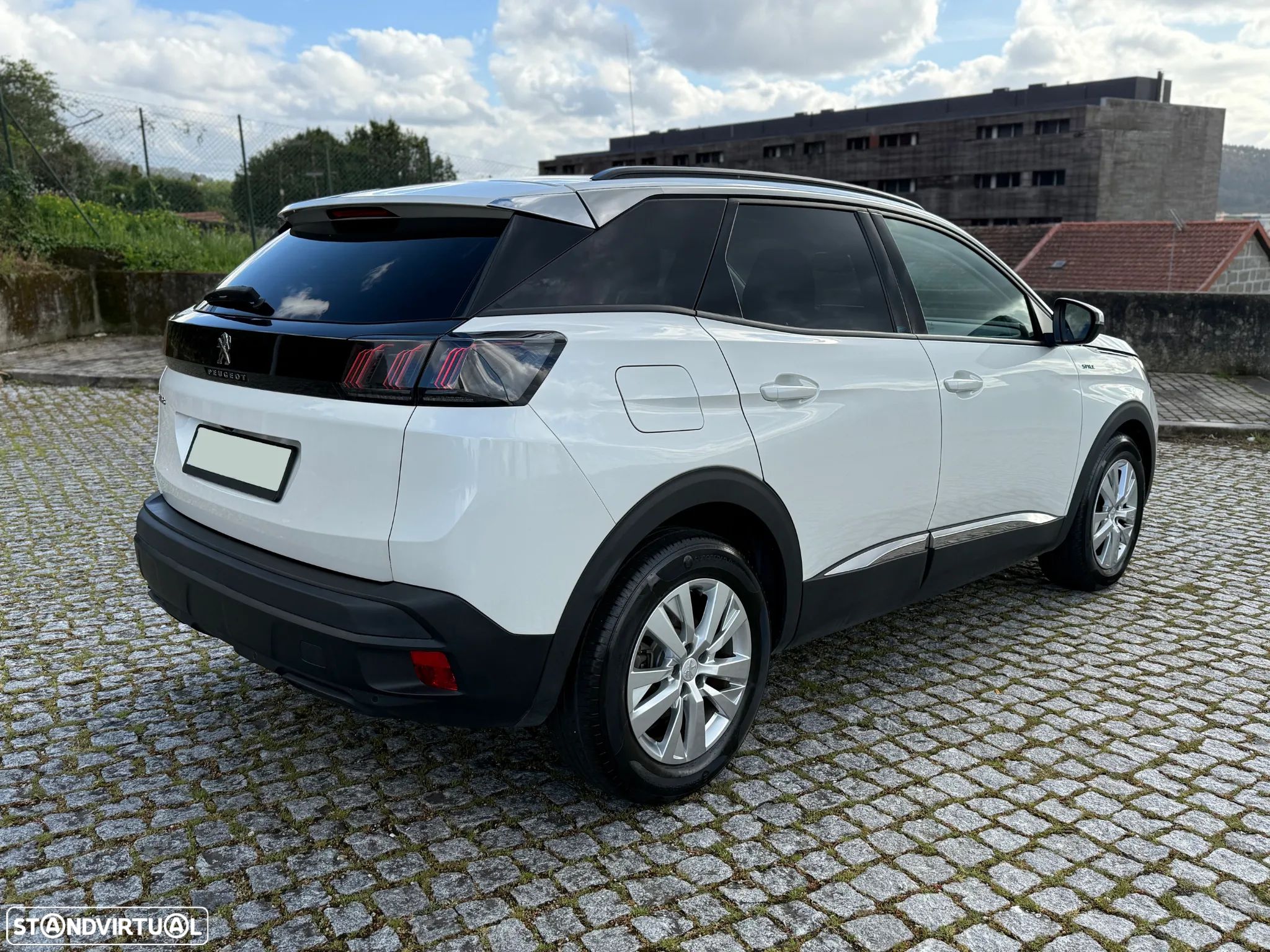 Peugeot 3008 1.5 BlueHDi Style - 1