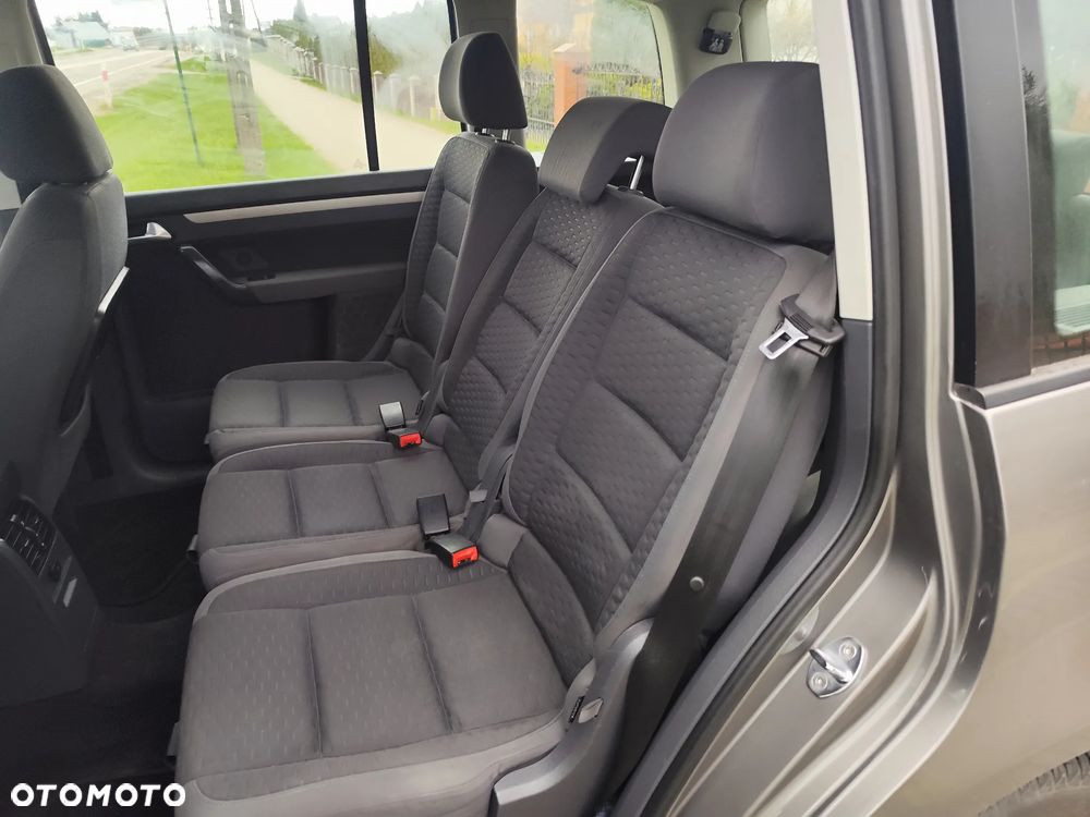 Volkswagen Touran 1.9 TDI Highline - 31