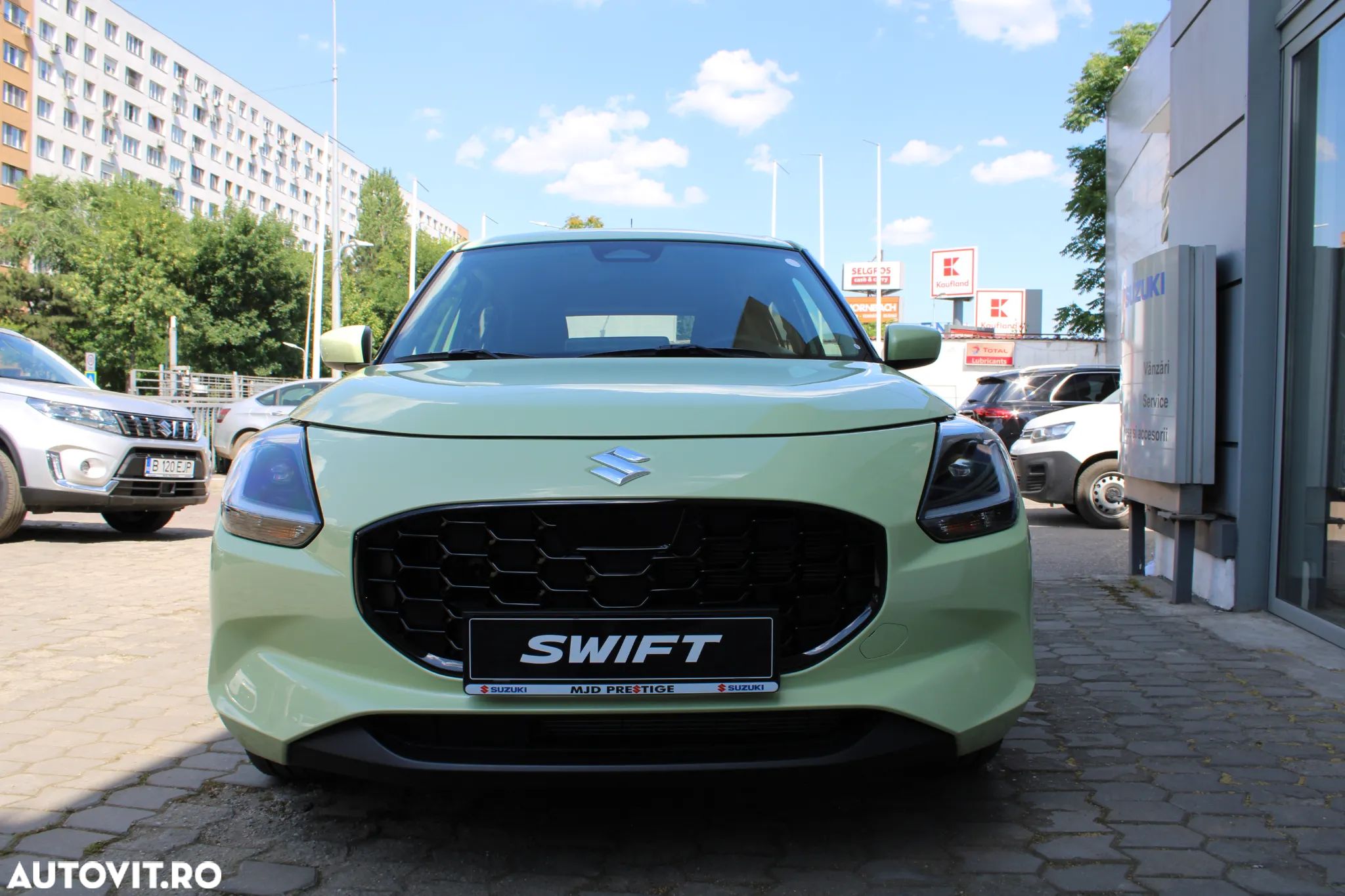 Suzuki Swift - 1