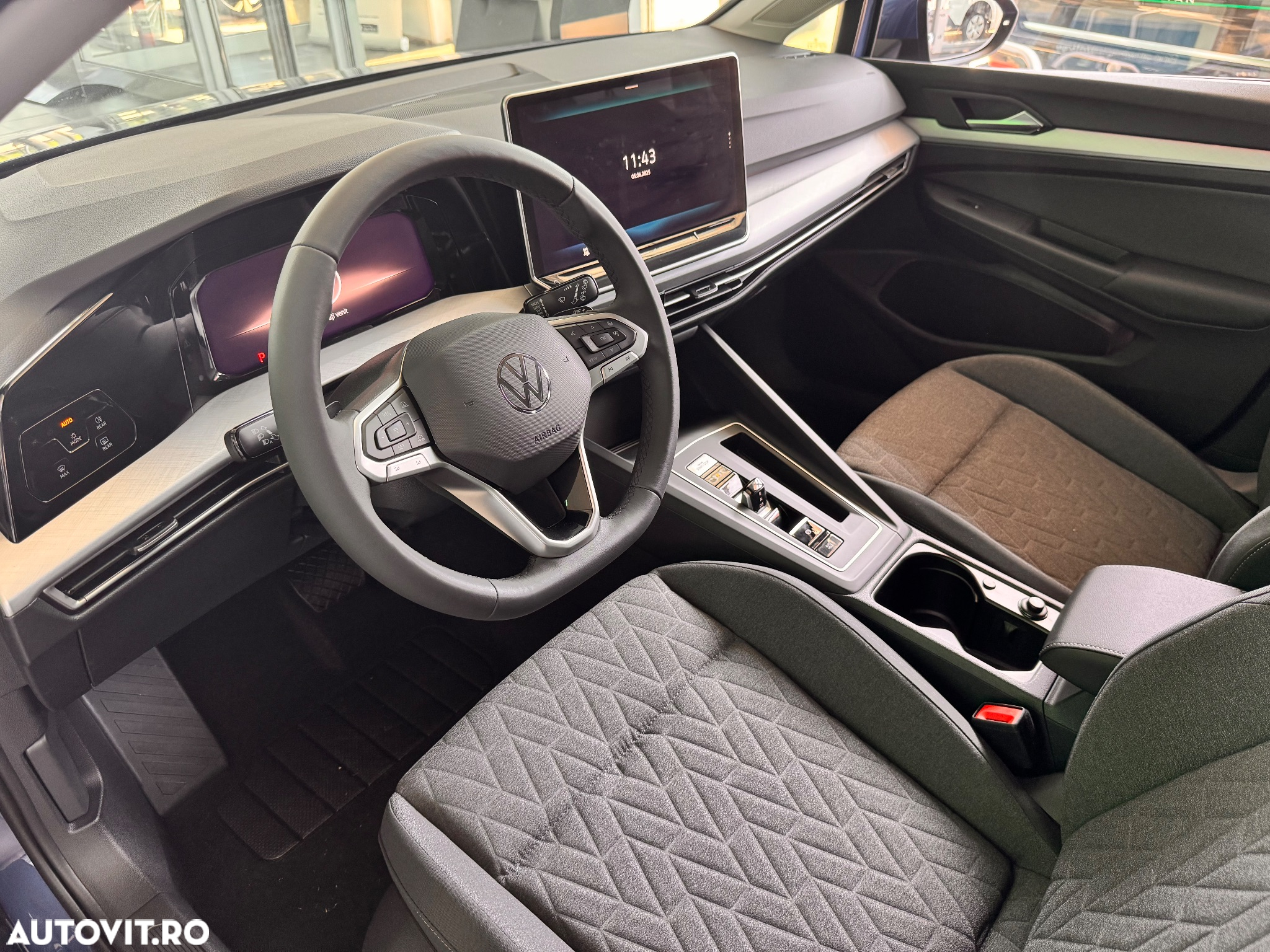 Volkswagen Golf 1.5 TSI eHybrid DSG PHEV Life - 9