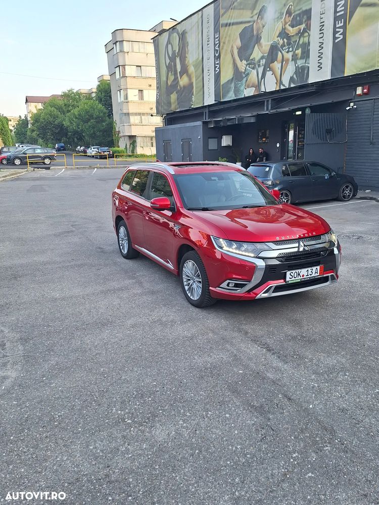 Mitsubishi Outlander 2.4 4WD - 11