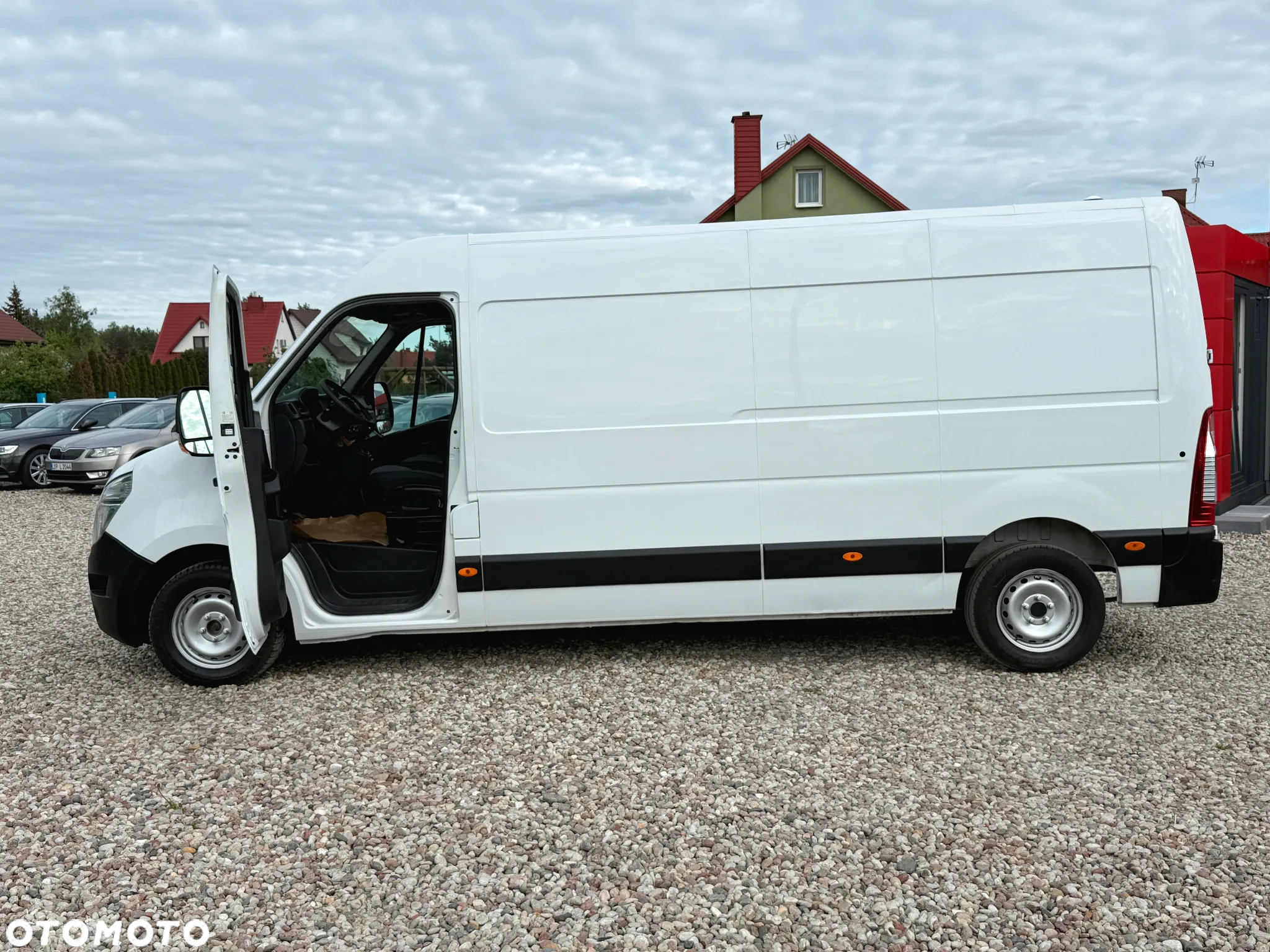Nissan NV400 - 10