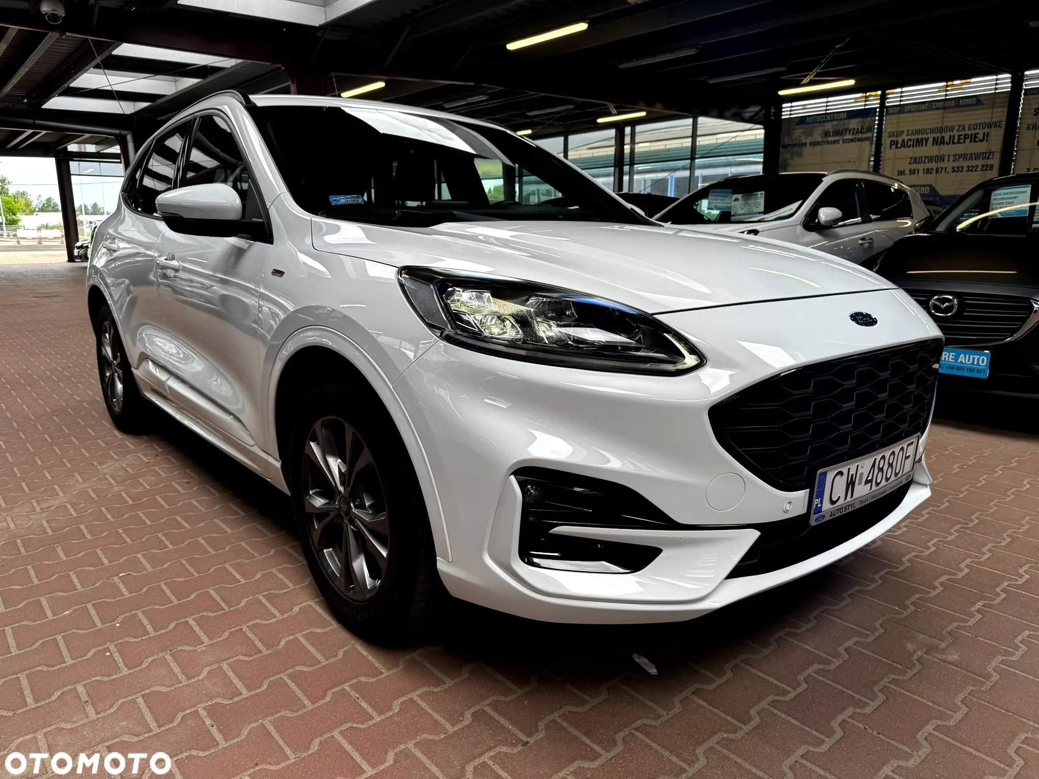 Ford Kuga 1.5 EcoBoost FWD ST-Line X - 9