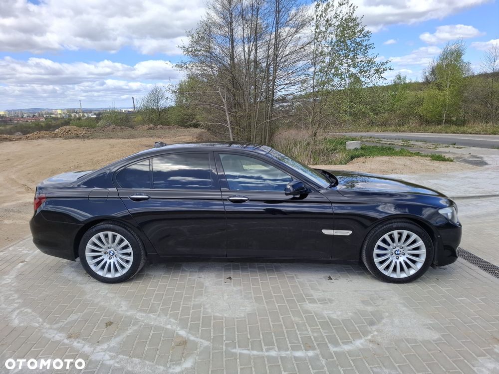 BMW Seria 7 730d - 14
