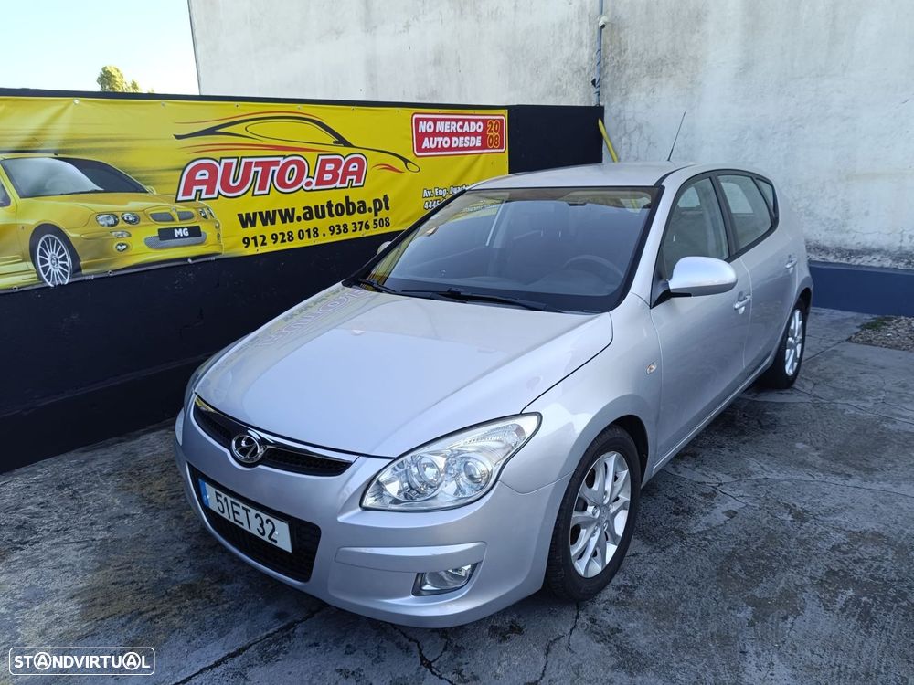 Hyundai i30 1.6 CRDI Classic - 1