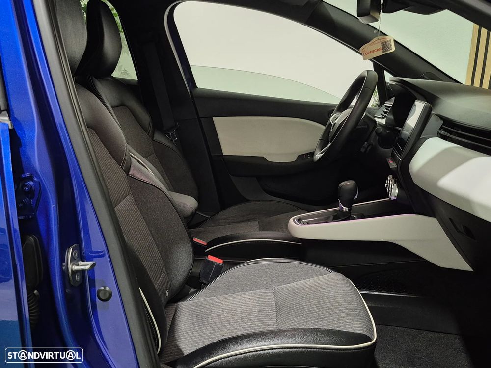 Renault Clio TCe 90 CVT EVOLUTION - 31