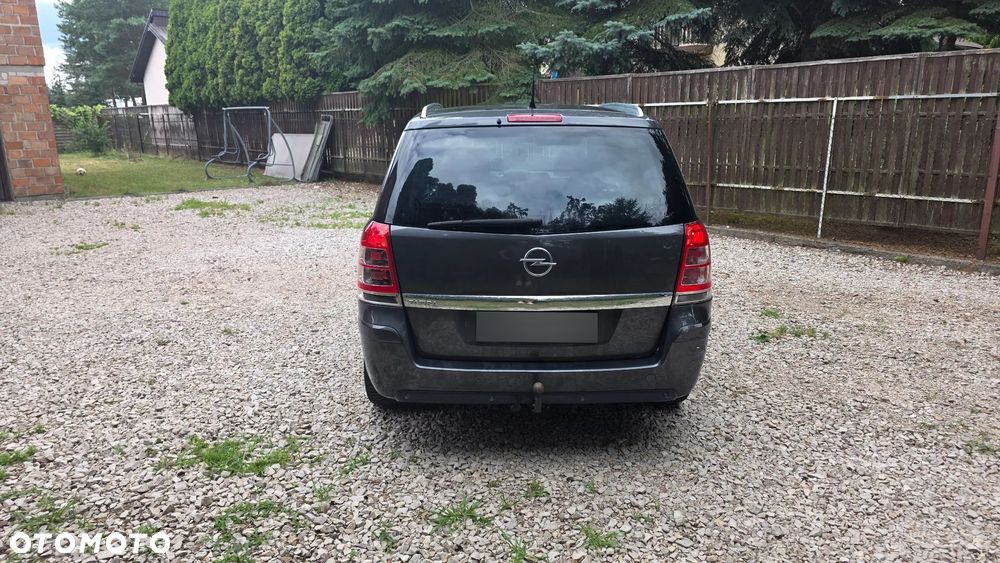 Opel Zafira 1.8 Edition 111 Jahre - 14