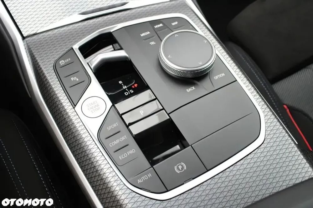 BMW Seria 3 318i M Sport - 16