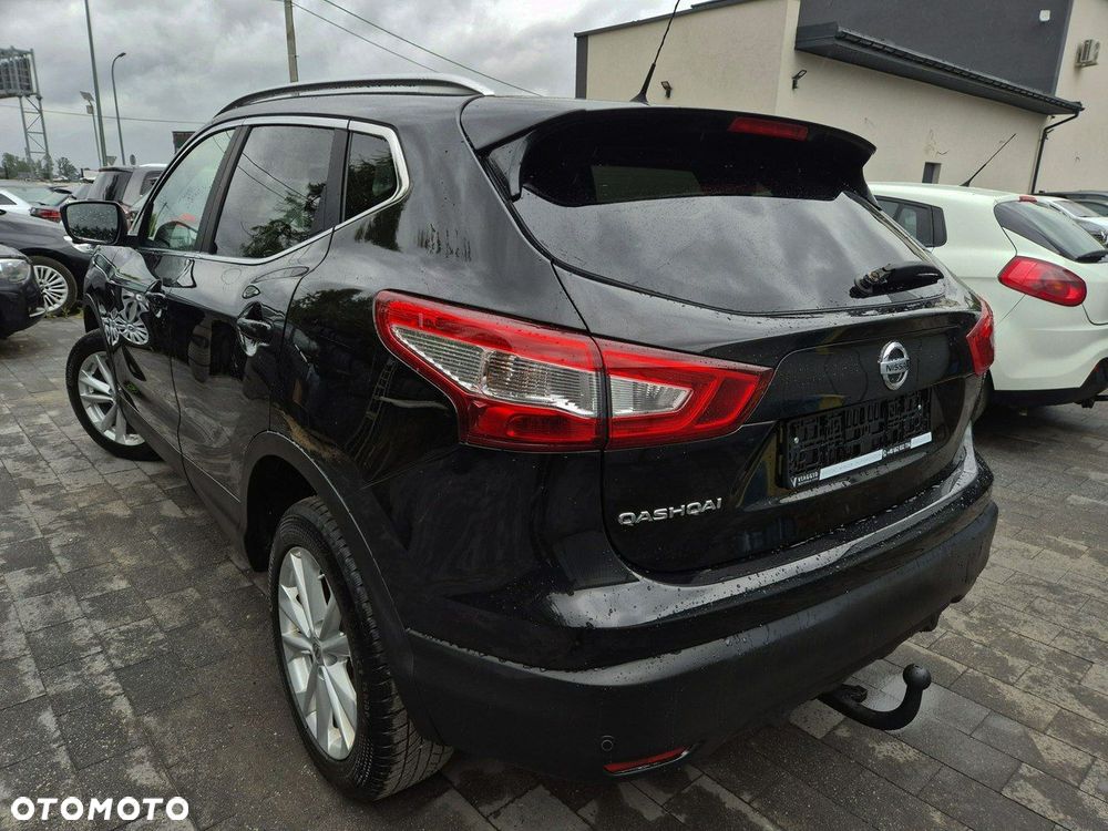 Nissan Qashqai 1.6 DCi N-Connecta EU6 - 3