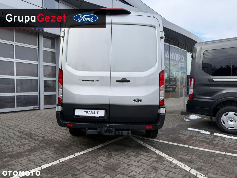 Ford Transit - 13