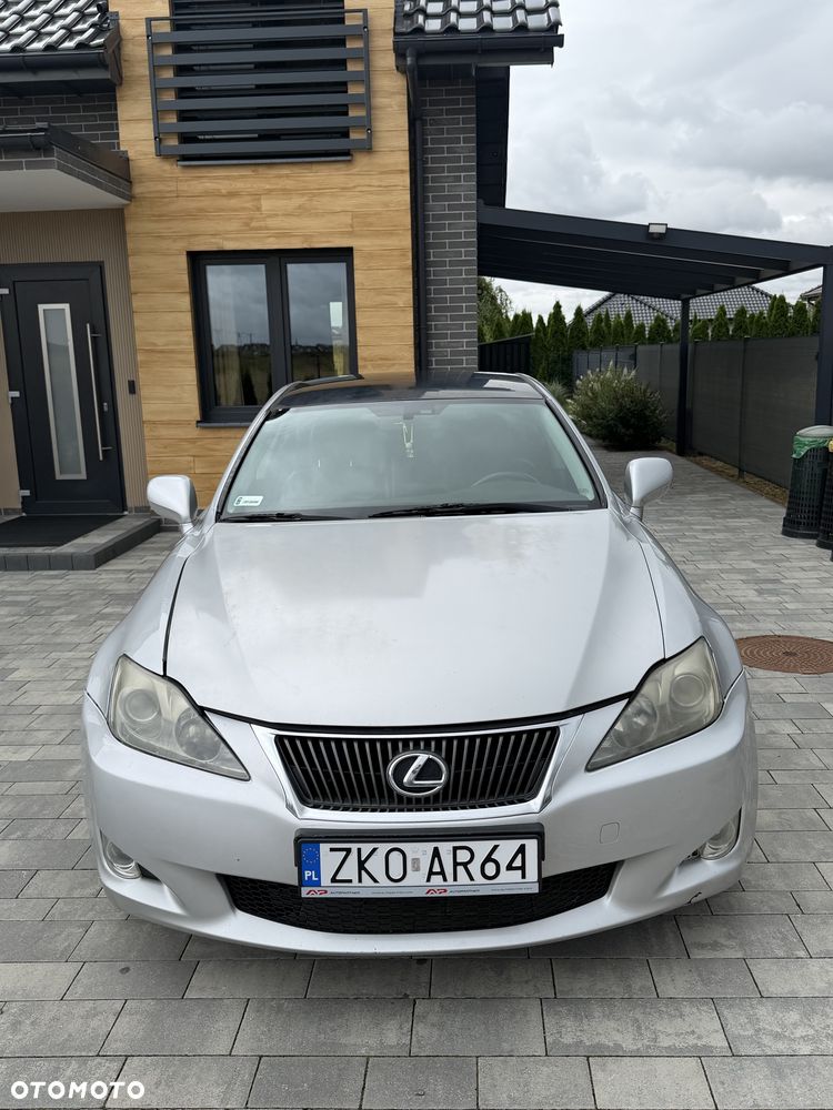 Lexus IS - 3