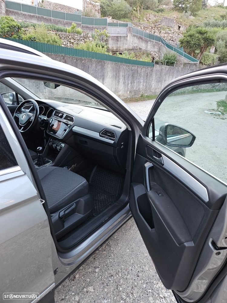 VW Tiguan 2.0 TDI Confortline - 20