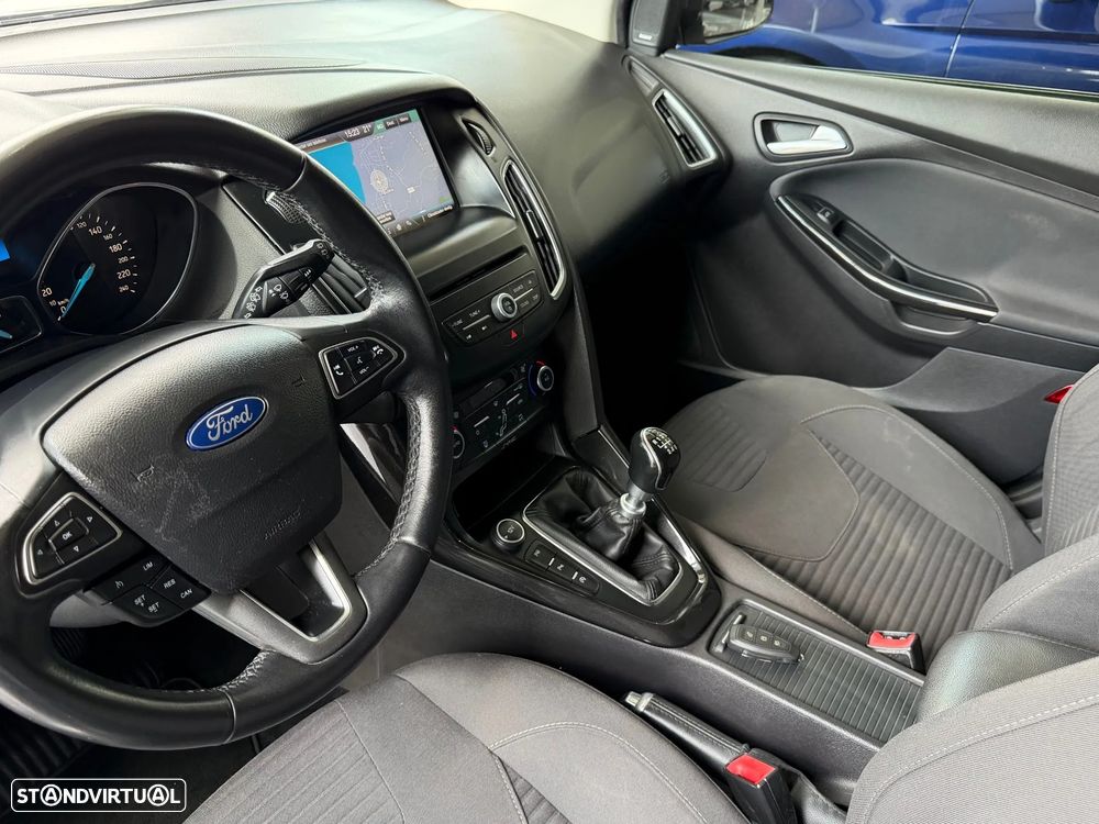 Ford Focus SW 1.0 SCTi Titanium - 10