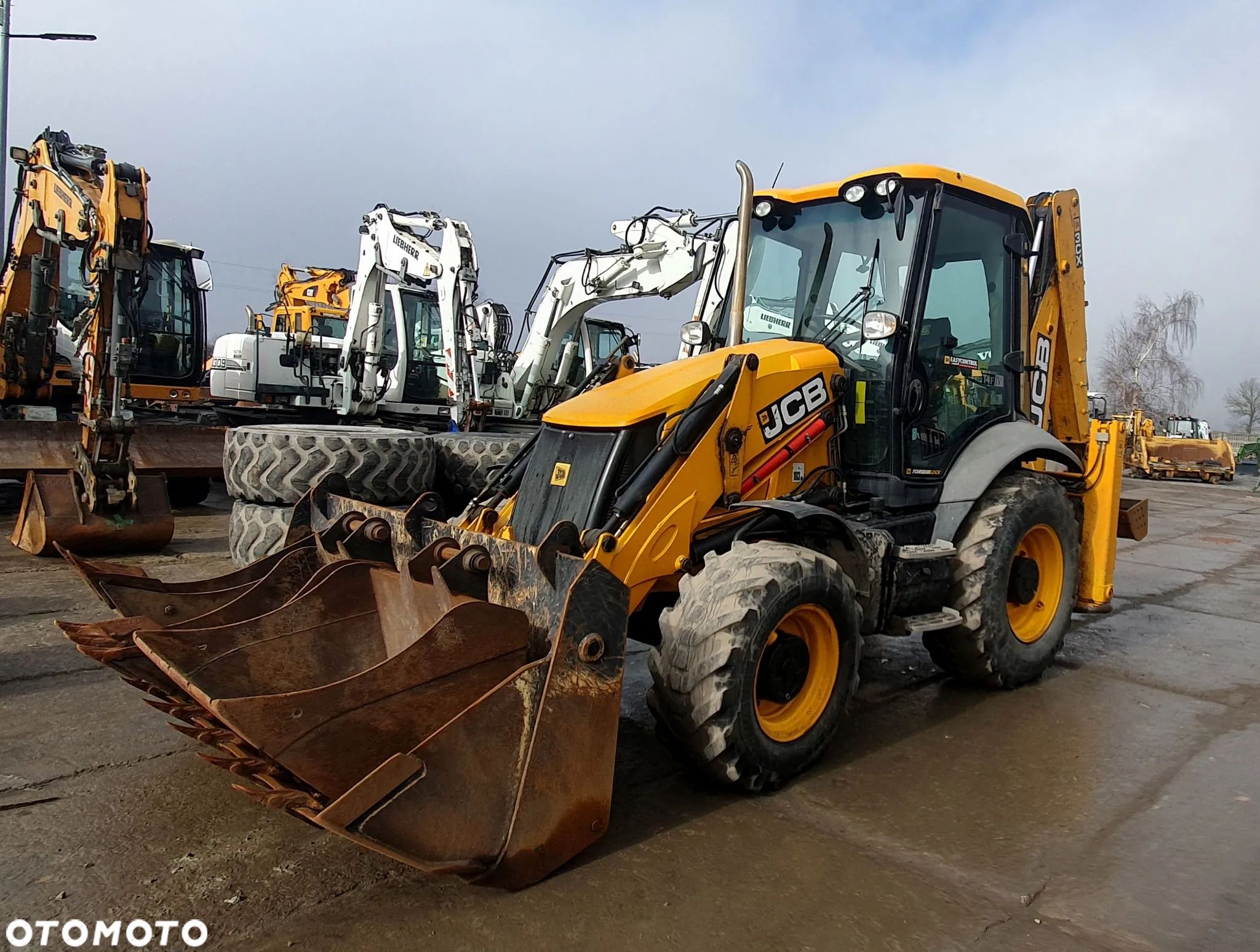JCB 3CX contractor - 1