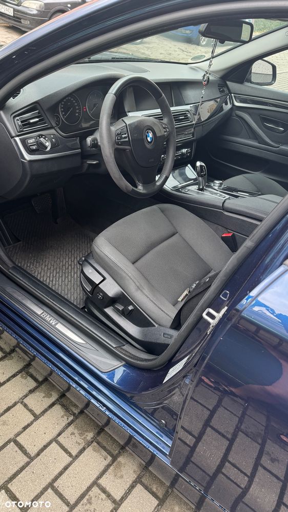 BMW Seria 5 2011 photo 5
