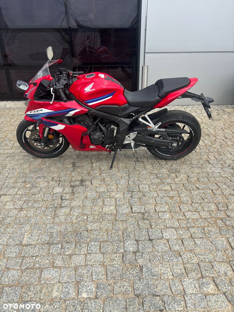 Honda CBR - 8