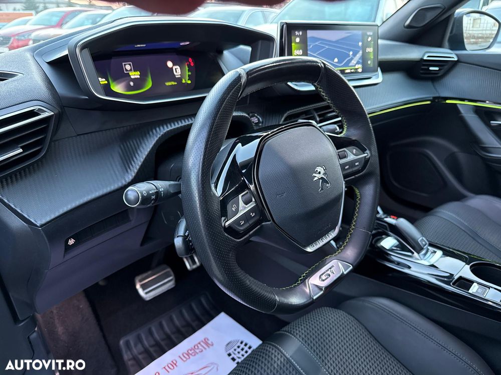 Peugeot 2008 PureTech 130 EAT8 GT Exclusive - 21