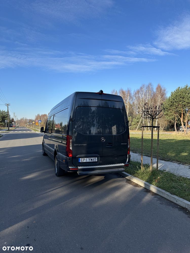 Mercedes-Benz Sprinter - 8