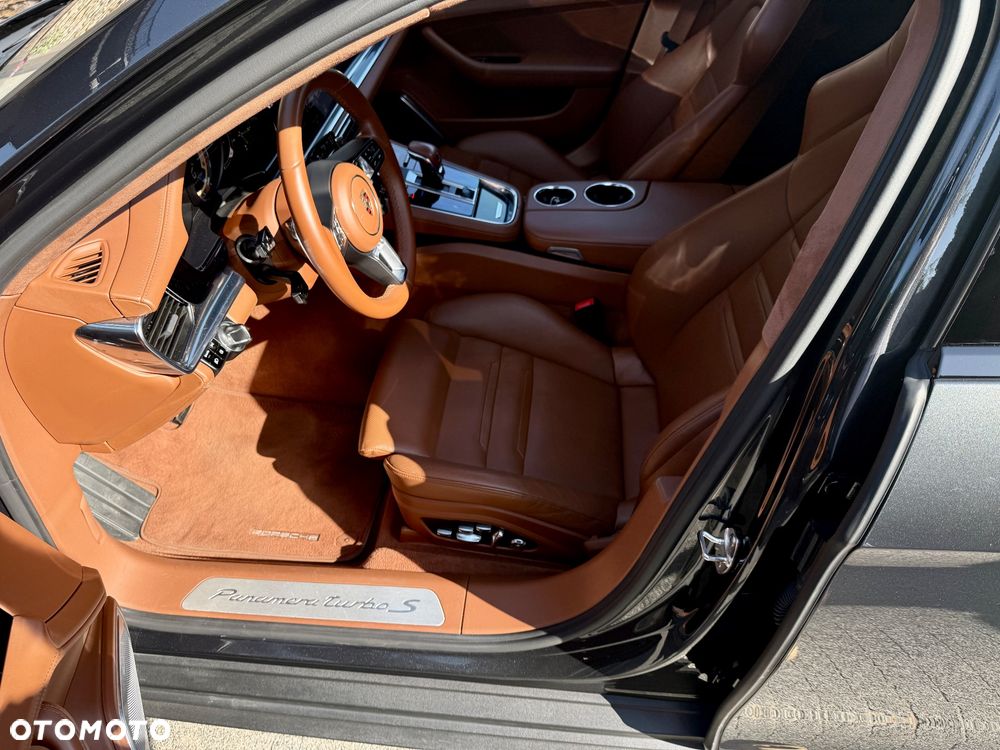 Porsche Panamera ver-turbo-s - 14