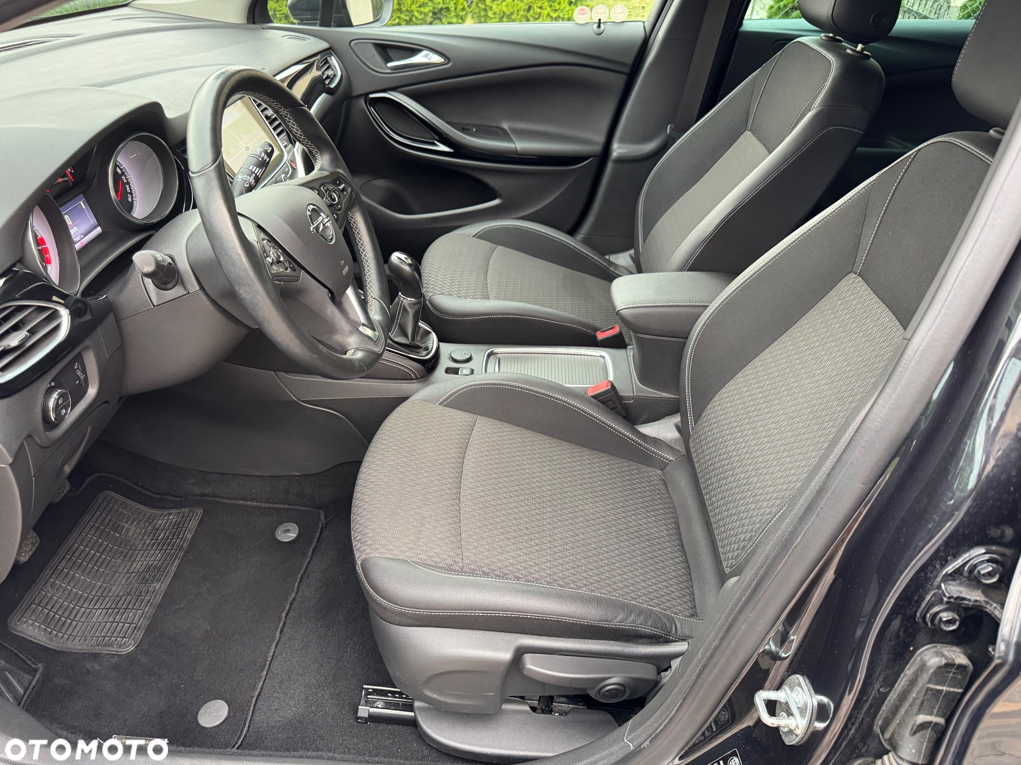 Opel Astra 1.4 Turbo Start/Stop Sports Tourer Innovation - 15