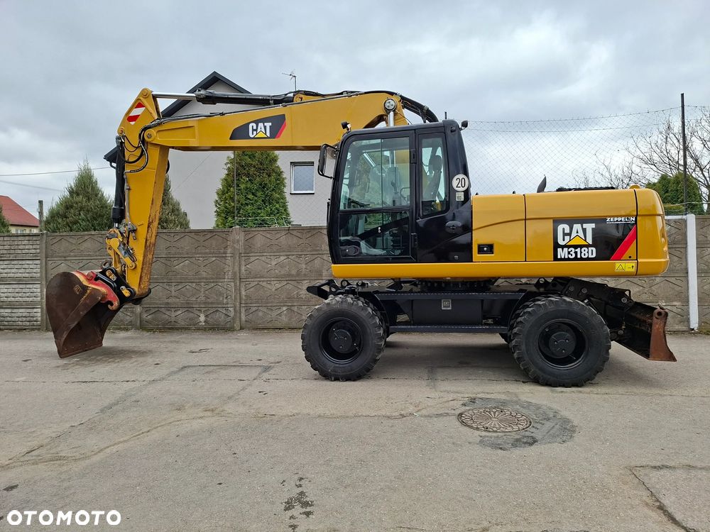 Caterpillar CAT M 318 D - 4
