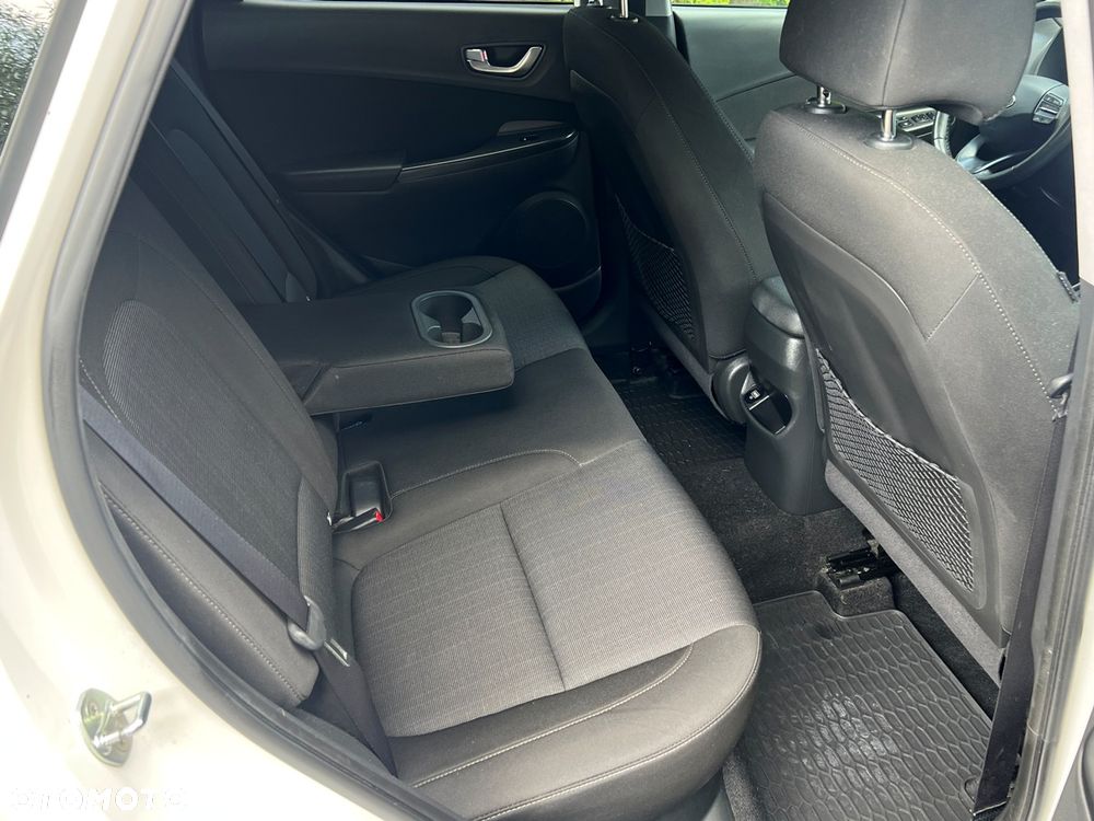 Hyundai Kona 1.6 T-GDI Style DCT - 14