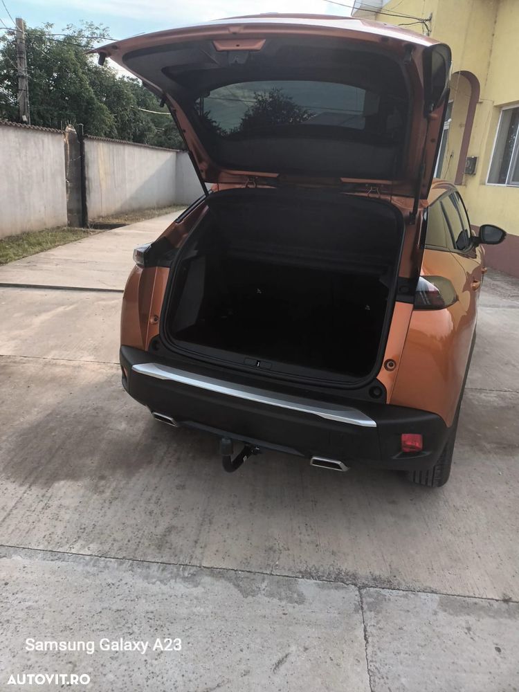 Peugeot 2008 1.2 PureTech Turbo S&S Active - 8